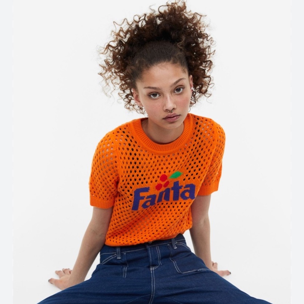 🧡🍑Bundle Deal Super Cute Orange Fanta cropped knitted shirt with Bathing Suit - Picture 3 of 6